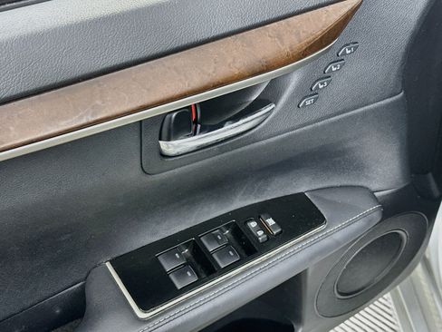 Used 2018 Lexus ES 350 w/ Premier Package FWD image 15