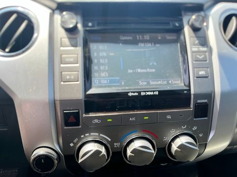 Used 2015 Toyota Tundra SR5 AWD/4WD image 8