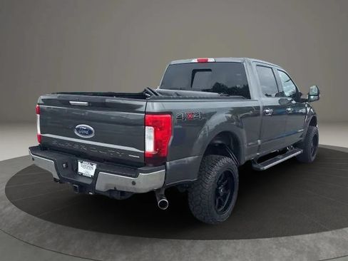 Used 2017 Ford F250 Lariat w/ Chrome Package AWD/4WD image 5
