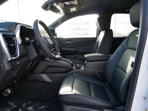 New 2026 GMC Canyon Elevation w/ Convenience Package AWD/4WD image 8