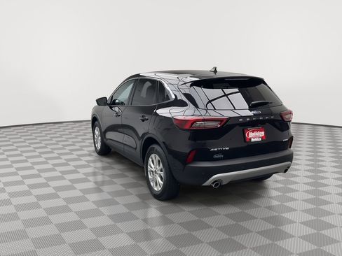 New 2024 Ford Escape Active w/ Tech Pack #2 AWD/4WD image 2
