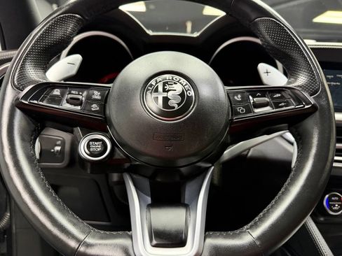 Used 2024 Alfa Romeo Stelvio Veloce AWD/4WD image 22