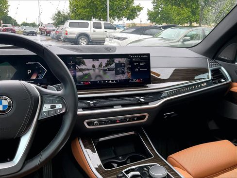 Used 2024 BMW X5 xDrive40i w/ Premium Package image 8