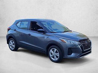 Used 2024 Nissan Kicks S FWD video 3
