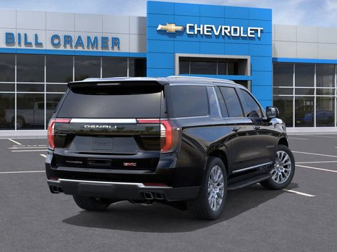 New 2026 GMC Yukon XL Denali w/ LPO, Floor Liner Package image 20
