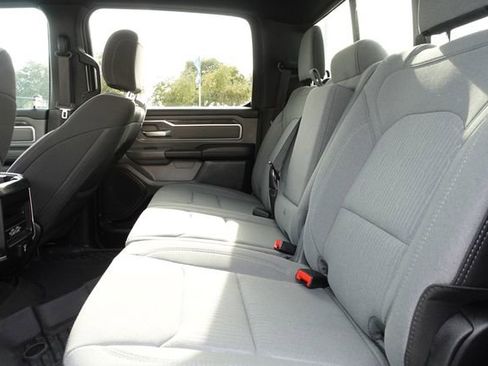 Used 2021 RAM 1500 Big Horn image 26