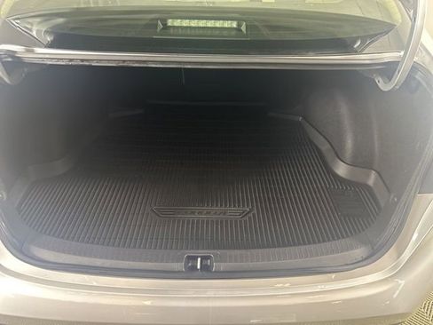 Used 2023 Toyota Corolla LE FWD image 10