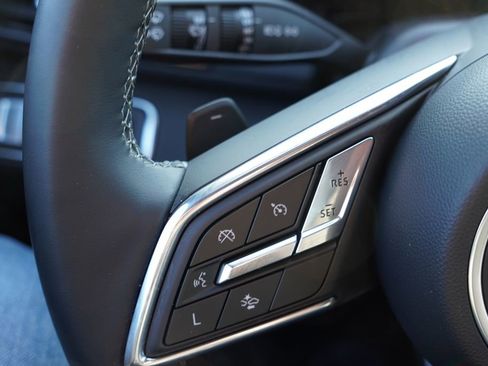 Certified 2025 Buick Enclave Preferred image 34