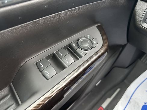 Used 2023 GMC Acadia AT4 w/ Technology Package image 14