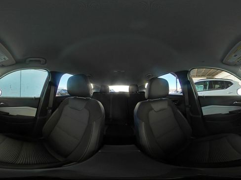 Used 2025 Chevrolet Trax LT image 41