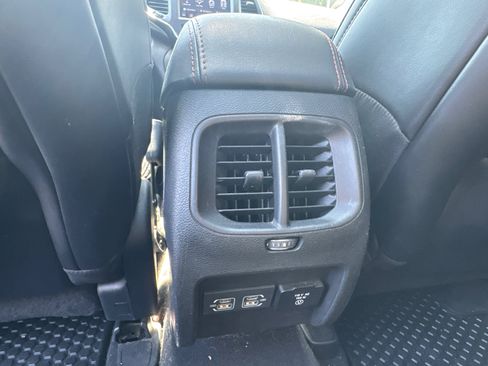 Used 2021 Jeep Cherokee Trailhawk w/ Sun, Sound & Nav Group AWD/4WD image 24