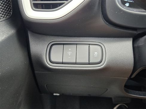 Certified 2023 Hyundai Venue Limited image 29