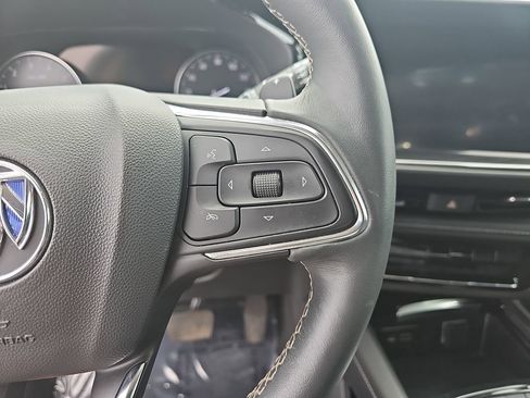 Used 2023 Buick Envision Essence AWD/4WD image 23