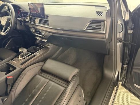 Used 2023 Audi Q5 2.0T Premium Plus w/ Premium Plus Package AWD/4WD image 24