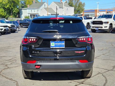 New 2026 Jeep Compass Trailhawk image 4