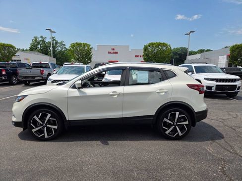 Used 2022 Nissan Rogue Sport SL AWD/4WD image 9