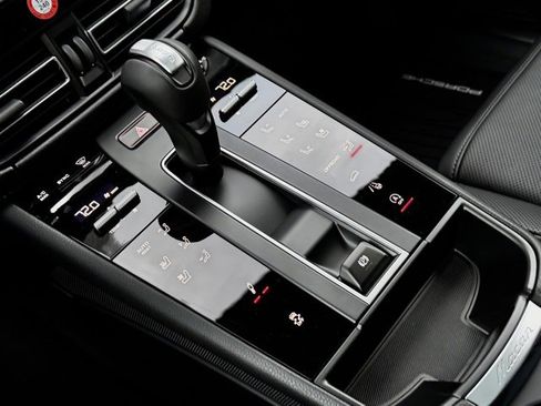 New 2026 Porsche Macan S image 29