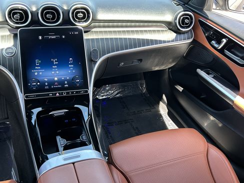 Used 2023 Mercedes-Benz C 300 Sedan image 16