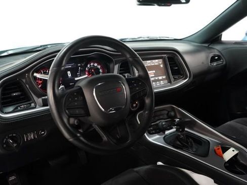 Used 2022 Dodge Challenger GT w/ Plus Package image 17