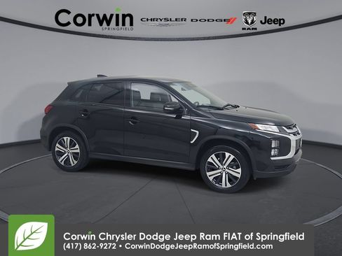 Used 2025 Mitsubishi Outlander Sport SE AWD/4WD image 1