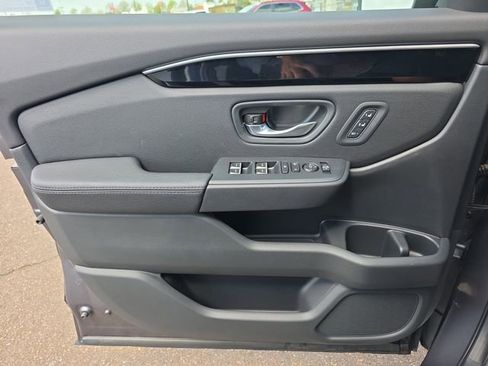 New 2026 Honda Pilot EX-L image 8