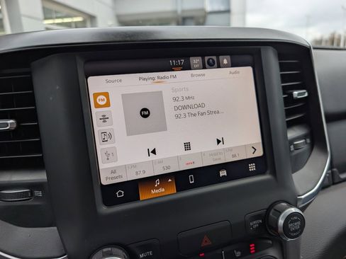 Used 2024 RAM 1500 Big Horn image 21