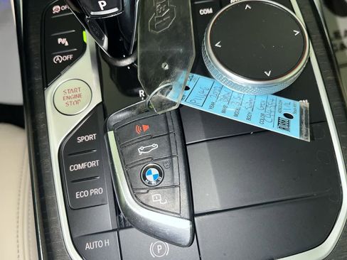 Used 2022 BMW 330i xDrive Sedan w/ Driving Assistance Package image 24