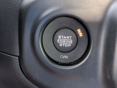 Used 2021 Jeep Wrangler Sport AWD/4WD image 28
