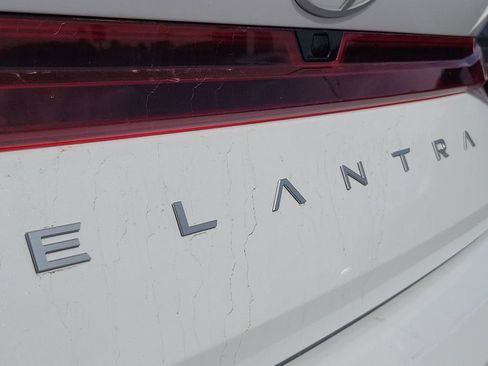 Used 2025 Hyundai Elantra Sport FWD image 23