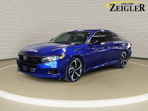 Used 2022 Honda Accord Sport image 1