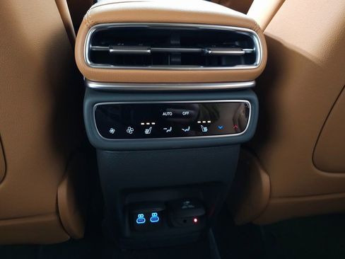 Used 2026 Genesis GV80 3.5T Advanced image 34