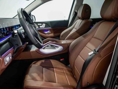 Certified 2026 Mercedes-Benz GLS 450 4MATIC image 17