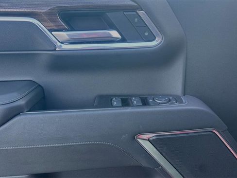 New 2025 Chevrolet Silverado 1500 LT w/ LPO, Dark Essentials Package image 12