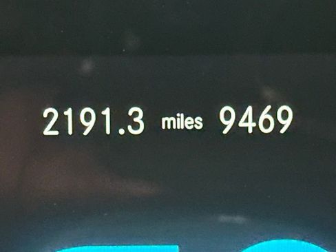 Used 2023 Mercedes-Benz EQB 250+ image 19