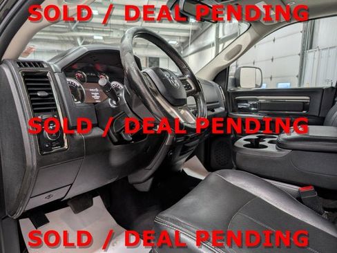 Used 2018 RAM 2500 Laramie w/ Sport Appearance Group AWD/4WD image 15