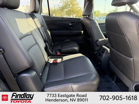Used 2022 Honda Pilot Black Edition image 13