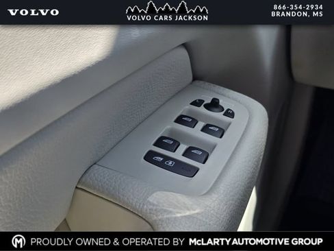 Used 2019 Volvo XC60 T5 Inscription w/ Protection Package AWD/4WD image 16