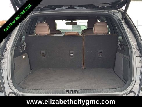 Used 2023 Lincoln Nautilus Reserve image 14