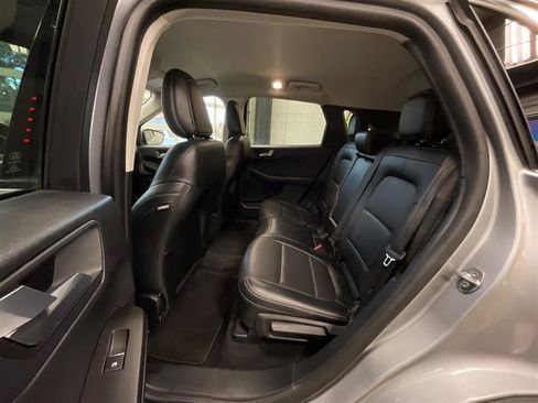 Used 2021 Ford Escape SEL image 17