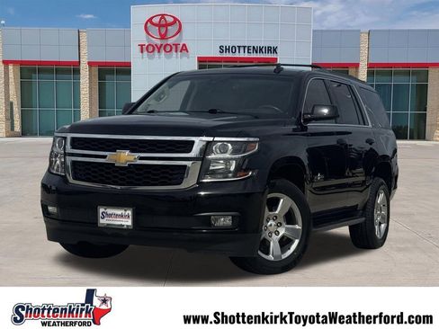 Used 2018 Chevrolet Tahoe LT RWD image 1