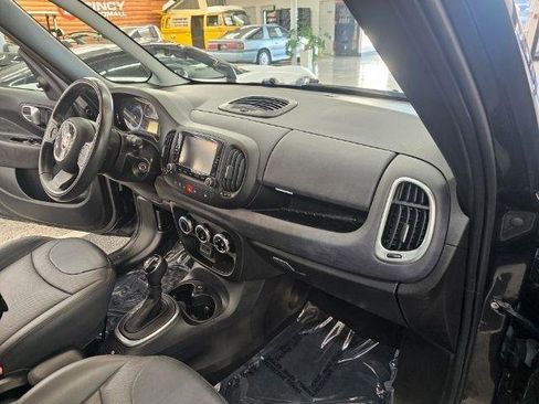 Used 2017 FIAT 500L Trekking image 9