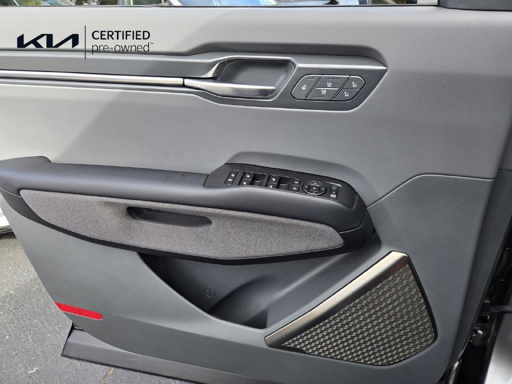 Certified 2024 Kia EV9 Land AWD/4WD image 27