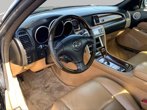 Used 2007 Lexus SC 430 Convertible RWD image 17