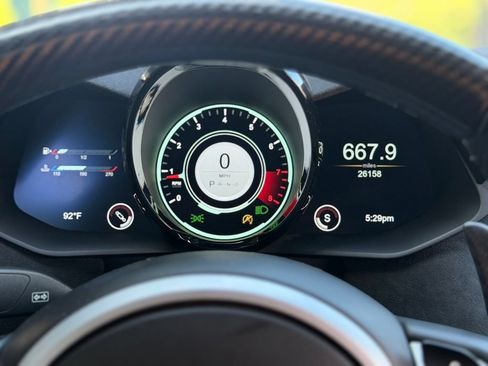 Used 2019 Aston Martin V8 Vantage Coupe RWD image 40