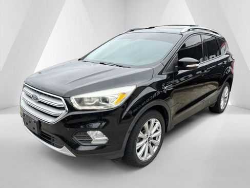 Used 2018 Ford Escape Titanium AWD/4WD image 3