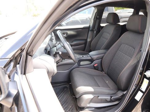 Used 2023 Honda HR-V Sport image 10