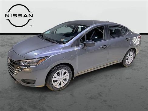 Used 2025 Nissan Versa S w/ Trunk Package FWD image 1