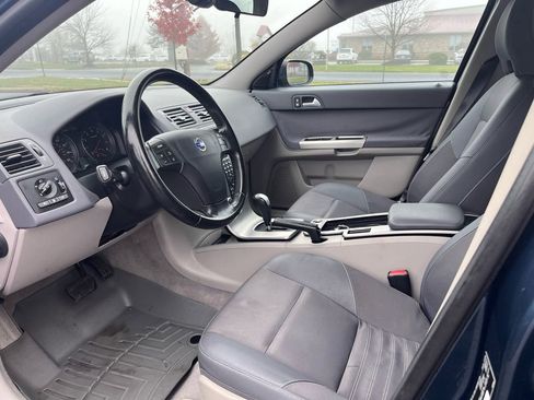 Used 2010 Volvo V50 2.4i image 10