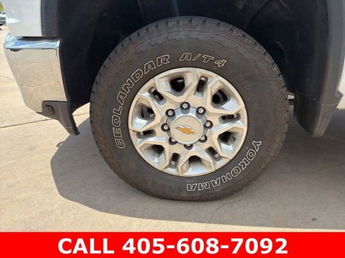 Used 2023 Chevrolet Silverado 2500 LT w/ Convenience Package AWD/4WD image 9