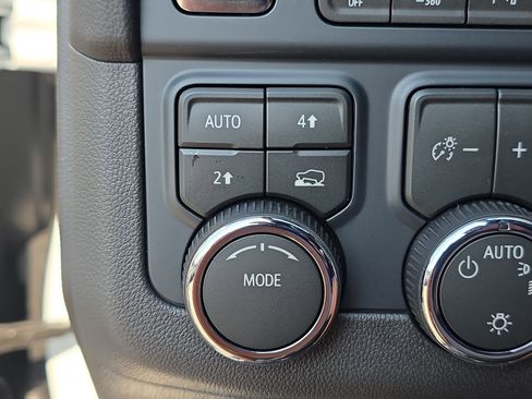 New 2026 Chevrolet Tahoe LS image 24